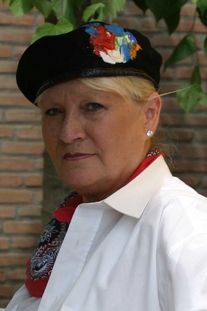 docenten-hanny-delahaye-brons-sculpturen-schilderen-cursus